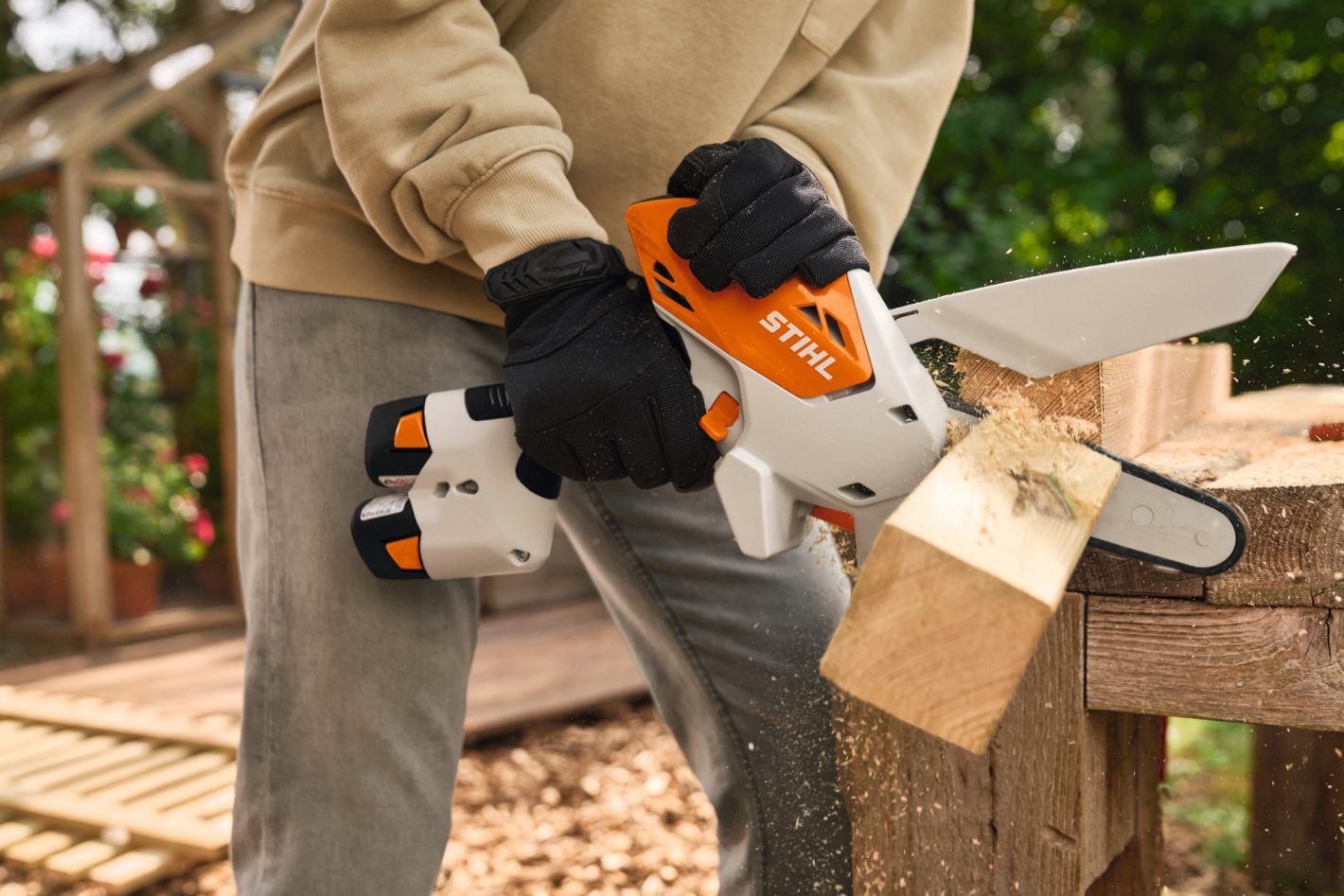 Tronçonneuse STIHL GTA 30 avec 2x batterie AS 2 et chargeur AL 5-2 (5)