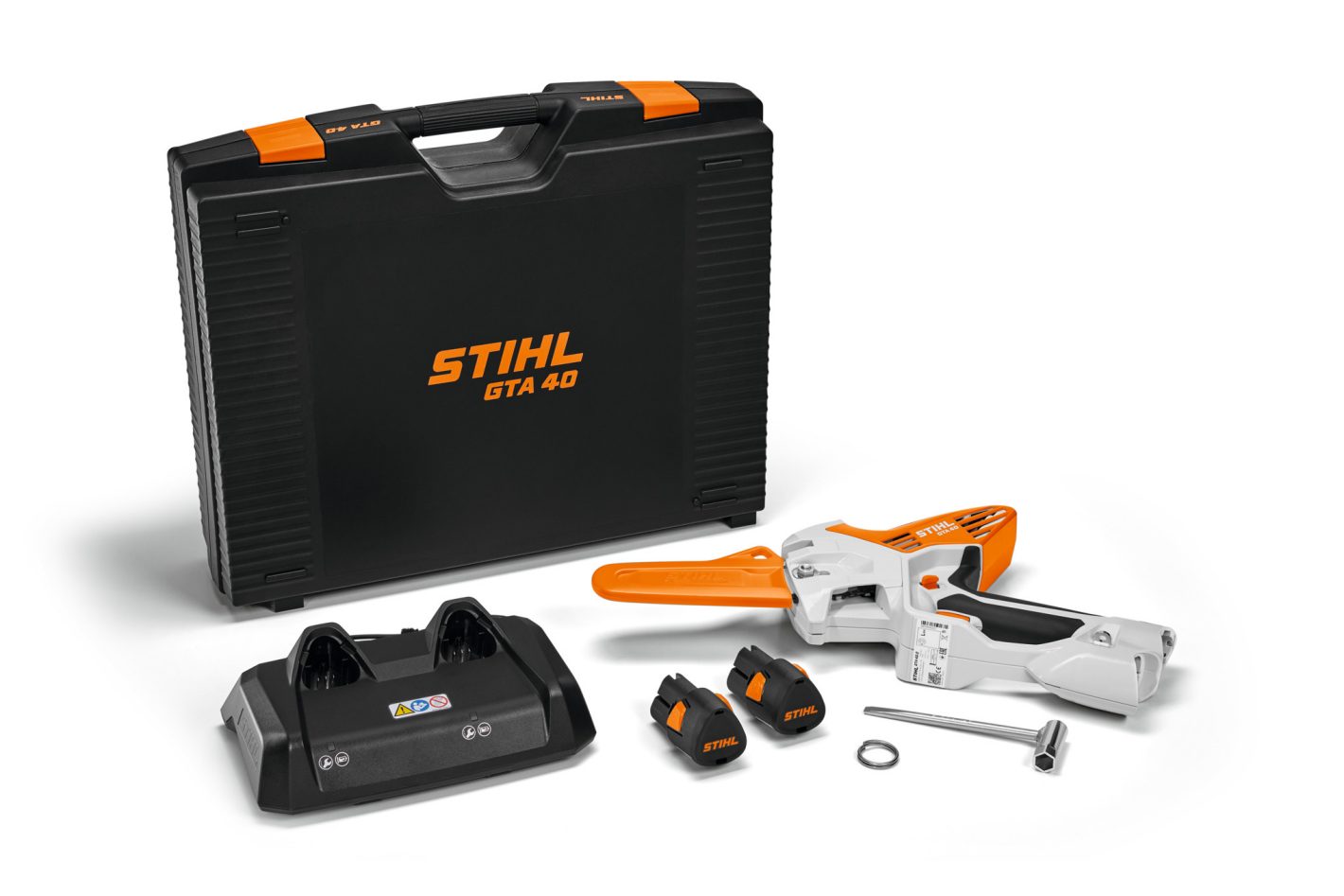 Tronçonneuse STIHL GTA 40 avec 2x batterie AS 2 et chargeur AL 5-2